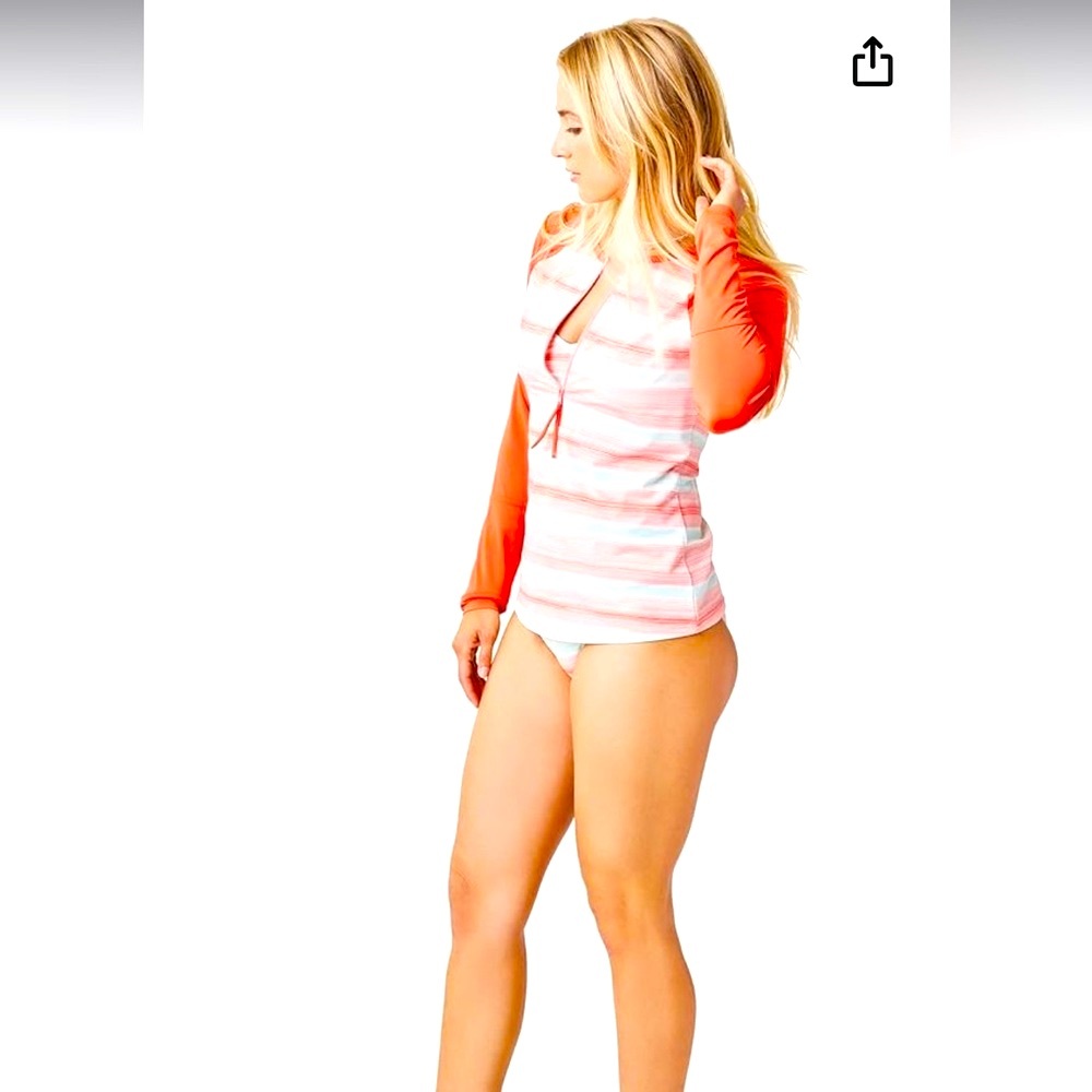 Ladies’ CARVE designs Rashguard